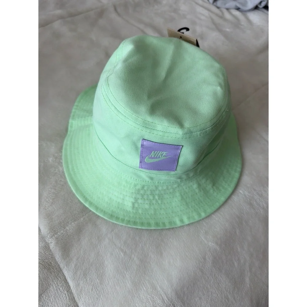 Nike kids bucket hat